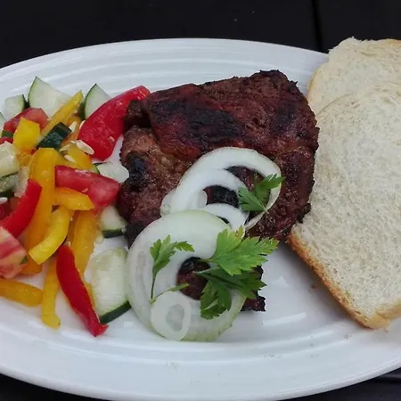 Restaurace A Na Kovarne Branná